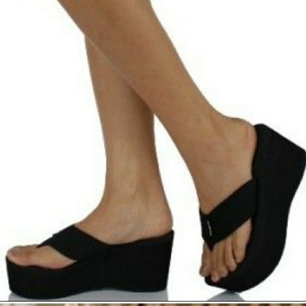 Soda. Sz 9 Flip flops